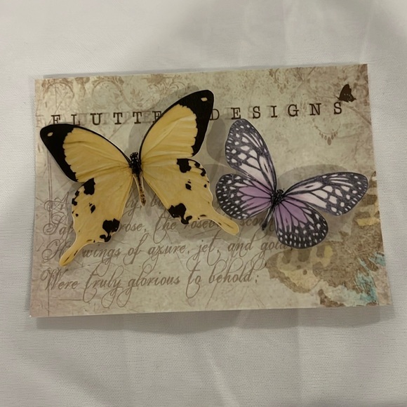 GORGEOUS! Set of Two Super Realistic Silk Butterfly handmade Hair Clips!! - Picture 2 of 6